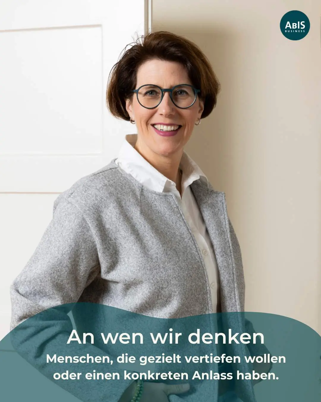 Lehrtrainerin Carmen Nagel im Portrait mit Aussage zur Zielgruppe