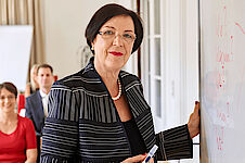Dr. Ulrike Jänicke