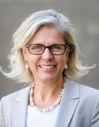 Porträt von Gabi Badertscher, Lehrtrainerin Systemisches Coaching (SG)